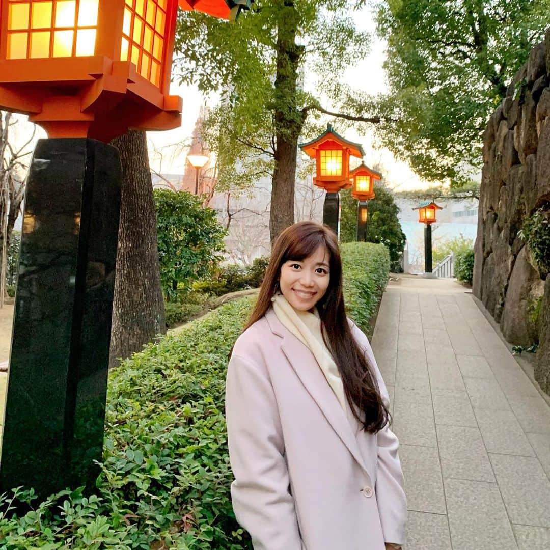福山唯のインスタグラム：「⛩ 先日、今年の感謝をお伝えに行ってきました。 . . 思いがけず大変な一年となってしまいましたが、大切な日常と大切な人たちと大好きなお仕事にたくさん感謝できた一年でもありました🙏✨ . . 2020年もたくさんありがとうございました🐭✨ 来年もよろしくお願いいたします。 笑顔いっぱいの1年になるといいな🐮💕 良いお年をお迎えください。 . . #2020年 #ありがとうございました ♡ #大晦日 #20201231」