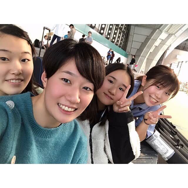 板橋美波さんのインスタグラム写真 - (板橋美波Instagram)「2020年 今年も大変お世話になりました。  今年は今の自分に何が必要か、何が足りないのかを考え自分なりに行動に移せた一年だったと思います。 選考会後は気持ちを切り替える事ができず色々と悩みましたが、悔しい思いをした分更に競技と向き合う事ができました。 今年も沢山の方々が支えてくださり、サポートしてくださったので乗り切る事ができました。 2020年もこんな私の事を応援してくださりありがとうございました。 2021年も宜しくお願い致します🙇‍♀️  皆様、良いお年をお迎えください🎍」12月31日 17時07分 - minami.itahashi