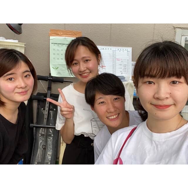 板橋美波さんのインスタグラム写真 - (板橋美波Instagram)「2020年 今年も大変お世話になりました。  今年は今の自分に何が必要か、何が足りないのかを考え自分なりに行動に移せた一年だったと思います。 選考会後は気持ちを切り替える事ができず色々と悩みましたが、悔しい思いをした分更に競技と向き合う事ができました。 今年も沢山の方々が支えてくださり、サポートしてくださったので乗り切る事ができました。 2020年もこんな私の事を応援してくださりありがとうございました。 2021年も宜しくお願い致します🙇‍♀️  皆様、良いお年をお迎えください🎍」12月31日 17時07分 - minami.itahashi