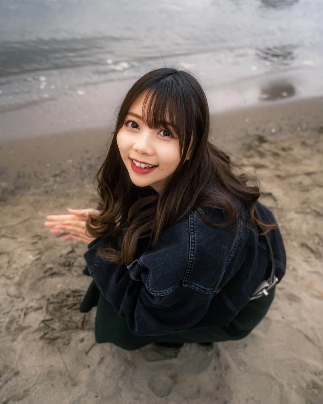 のインスタグラム：「・  2020年も お世話になりました🙏🏻  今年は我慢の年だったけど、 大好きな人たちと過ごせて とても満足してる🥰🍒🍒  みなさんありがとうございました✨ 来年も、よろしくお願いします💓  #2020#最後#最終日#大晦日 #さよなら2020#感謝#🙏🏻 #紅白#ガキ使#RIZIN#迷う #今年も楽しかった#幸せ #来年はもっといい年にする #followｍe#follow」