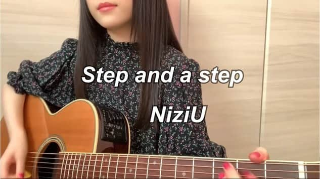 飯塚理珠（RIJU）さんのインスタグラム写真 - (飯塚理珠（RIJU）Instagram)「Step and a step / NiziU  今年ラストのcoverです🎸 NiziUさんの「Step and a step」🌈  YouTubeでぜひフルver.聴いてください！ チャンネル登録もよろしくお願いします🤍 youtu.be/kRTv12jXAfE . . . #Stepandastep #NiziU #ニジュー #니쥬  #飯塚理珠 #弾き語りじゅ #RIJU  #弾き語り #弾き語り女子 #歌ってみた #歌 #アコギ #アコギ弾き語り #アコギ女子 #ギター #ギター女子 #イヤホン推奨 #高校生 #女子高生 #シンガーソングライター #ssw #singer #song #acoustic #guitar #cover #🌈」12月31日 17時22分 - riju_0205