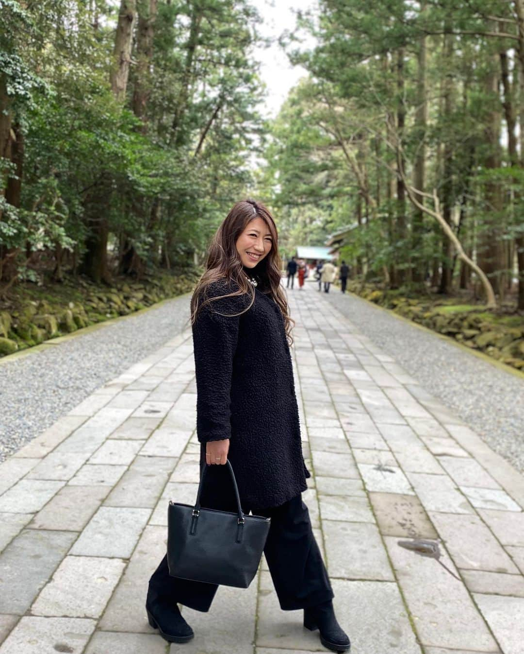 宮川杏奈さんのインスタグラム写真 - (宮川杏奈Instagram)「今年も残すところあとわずかとなりました‼️ . 私にとって2020年は春に妊娠して そこから妊婦生活・出産と貴重な経験をする1年となりました🍀 初めての事ばかりでしたがとても充実していました🤰🏽 2021年…どんな1年になるのか 今からワクワクです💕 . 今年もお世話になった皆さん 本当にありがとうございました🙇🏽‍♀️ 来年もどうぞよろしくお願いいたします🤲🏼」12月31日 17時26分 - an1221na