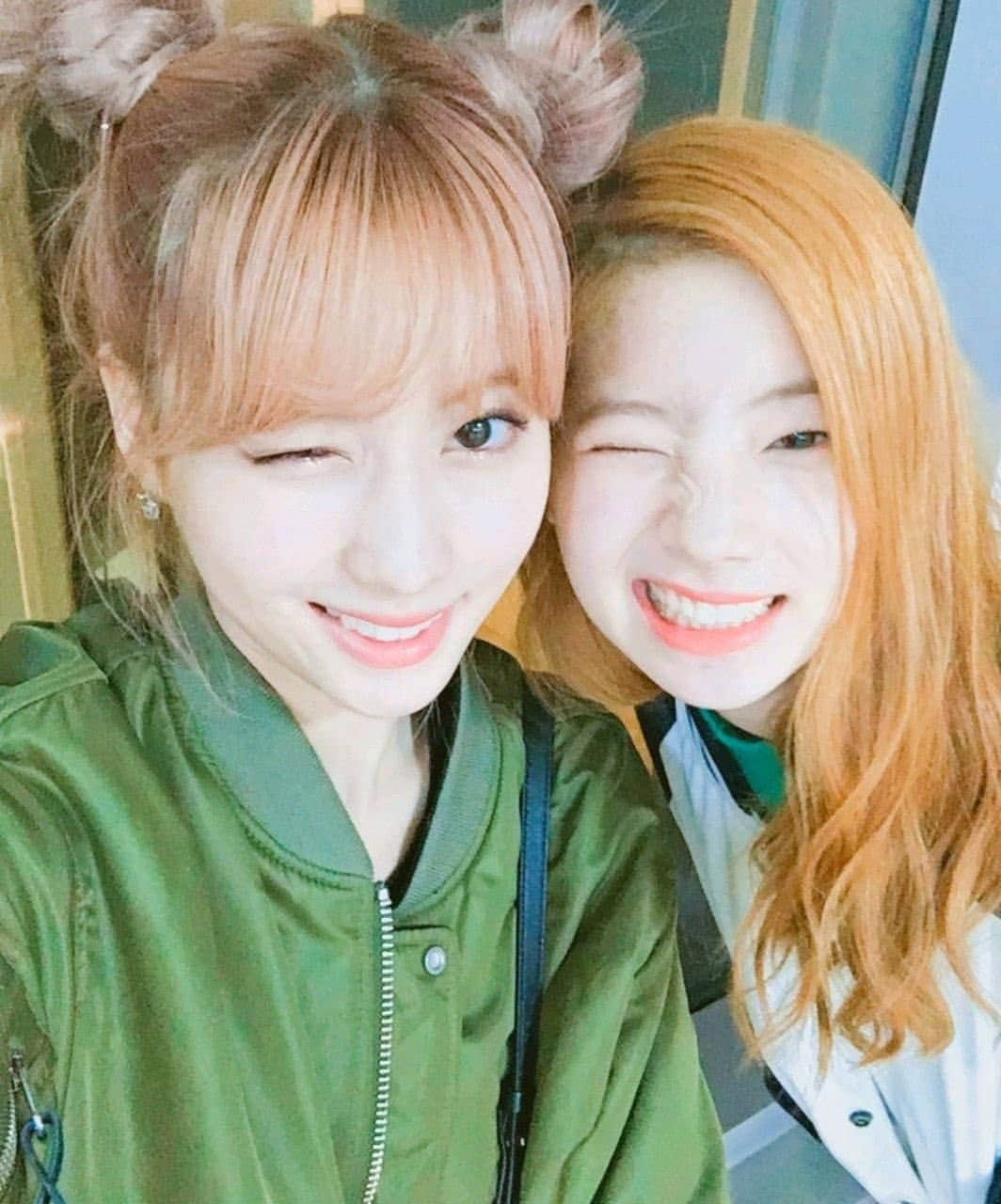 ダヒョンさんのインスタグラム写真 - (ダヒョンInstagram)「TT era ✨」12月31日 17時37分 - dahyun.news