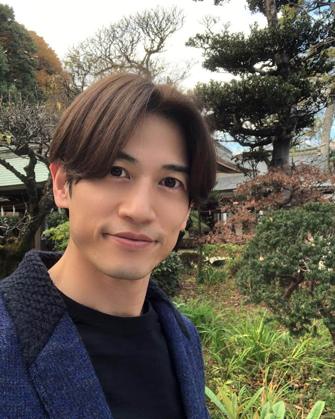 野久保直樹さんのインスタグラム写真 - (野久保直樹Instagram)「☆ 早いもので、後数時間で2020も終わりですね💦 毎年一年過ぎるのが早くなっています😅 今年も沢山の方々に支えて頂き、また刺激を頂き、有意義かつ自分の人生においてこんな一年は今までなかったと思えるくらいの出来事だらけの年でした😭 いい事も勉強になることもこの一年で沢山経験しました。 30代最後に、最高な経験をさせてもらったことに感謝致します🙏 来年、更なる高みを目指し日々精進して行きます😊  皆様、良いお年をお迎えくださいませ🙇‍♂️ ☆ #2020 #2021 #大晦日 #師走」12月31日 17時50分 - naoki_nokubo