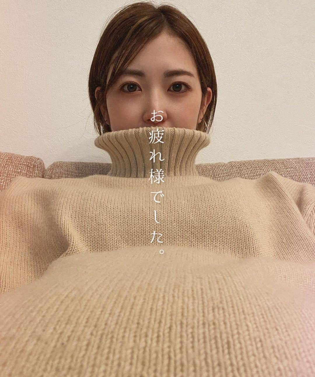 仲嶺梨子さんのインスタグラム写真 - (仲嶺梨子Instagram)「. 2020年、皆様お疲れ様でした。 そして、ありがとうございました🙏 コロナ禍の中、年明けは出産という大仕事が待っています。 3児の母になりますが、2021年もどうぞよろしくお願い致します🙇‍♀️ 良いお年をお迎え下さい。 . #ありがとう#2020年#大晦日#2021年#よろしくおねがいします」12月31日 17時53分 - rikonakamine