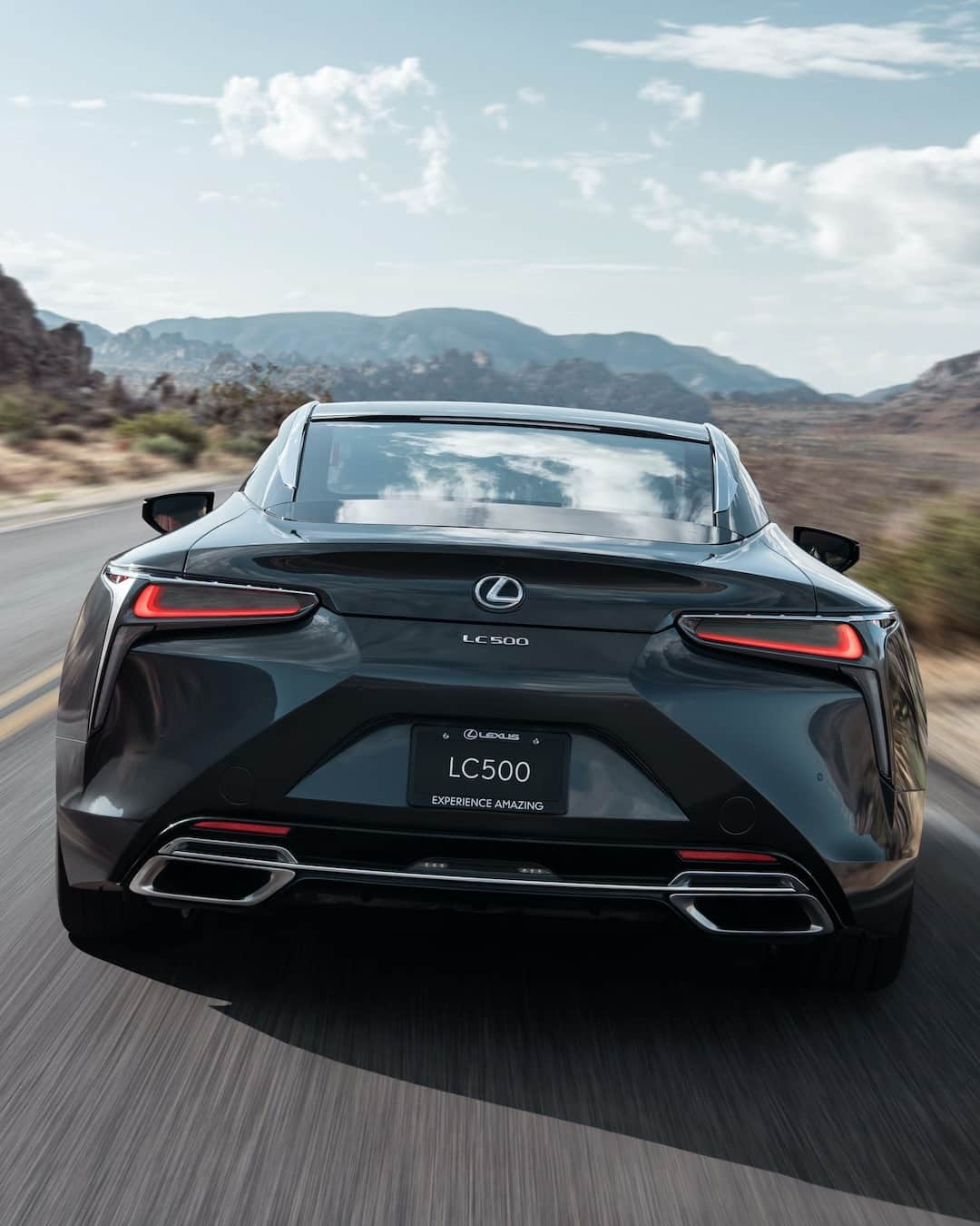 Lexus UKさんのインスタグラム写真 - (Lexus UKInstagram)「Leaving 2020 like... #LexusLC   #Design #CarDesign #Automotive #Lexus #CarsofInstagram #LuxuryTravel #Luxury #Lexus」12月31日 18時01分 - lexusuk