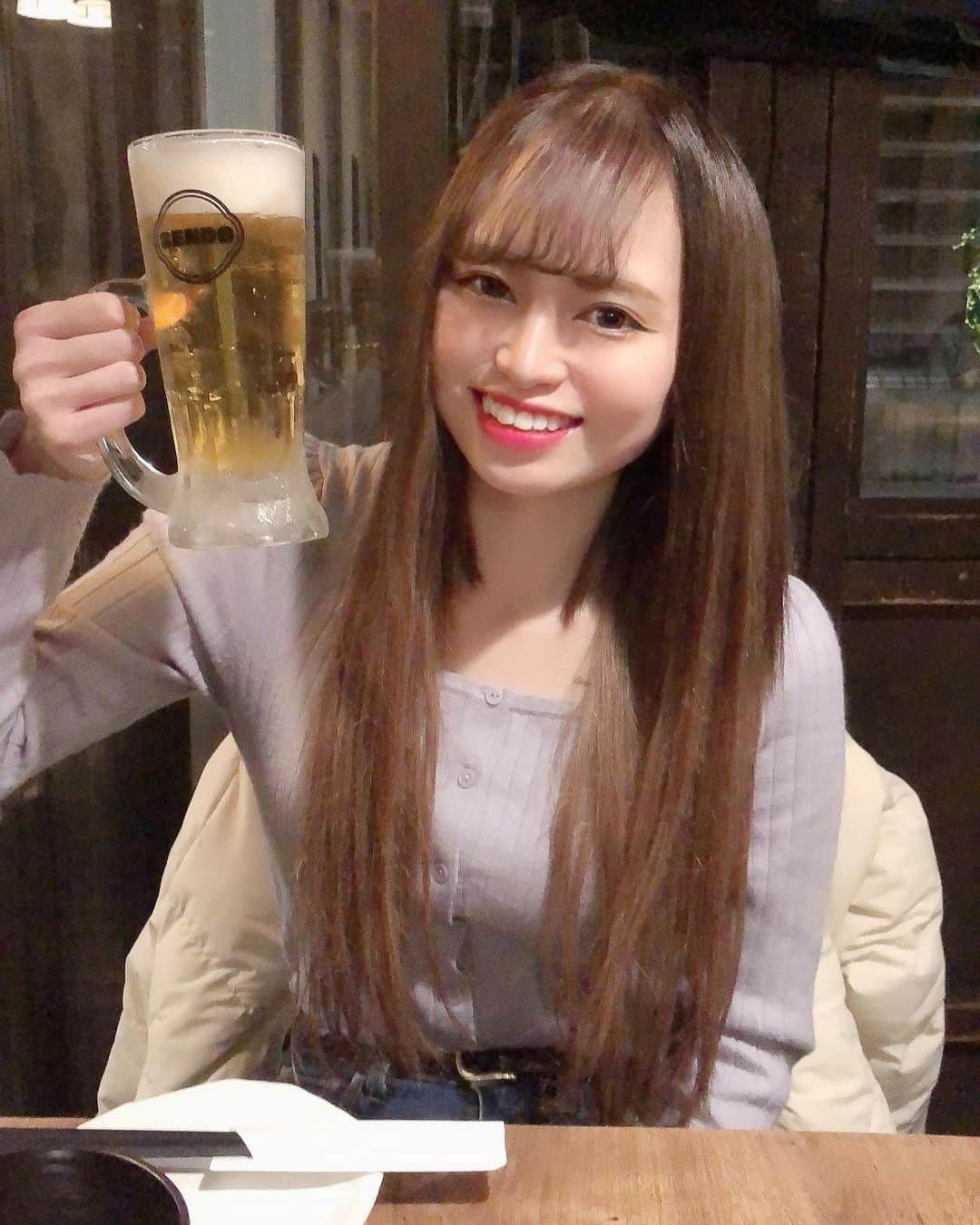 くまはるさんのインスタグラム写真 - (くまはるInstagram)「. グラスに“SENDO”って書いてあった . #ビール #🍺 #もつ鍋 #仙頭 #2020 #締め」12月31日 18時37分 - _kmhr.09_