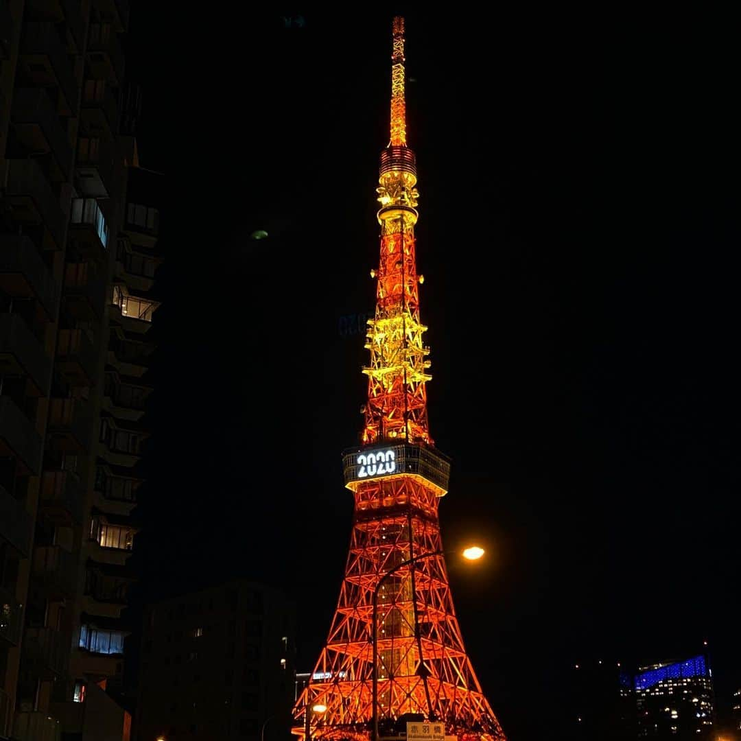 北林明日香のインスタグラム：「今年はいつも以上にたくさんの方の優しさに支えられ助けて頂きながら過ごした一年でした  来年は大切な人達に笑顔でたくさん会えますように  皆様今年も大変お世話になりました  良いお年をお迎えください  올해는 힘든 시기도 많았지만 도와주신 모든 분들께서 진심으로 감사드립니다  #2020」