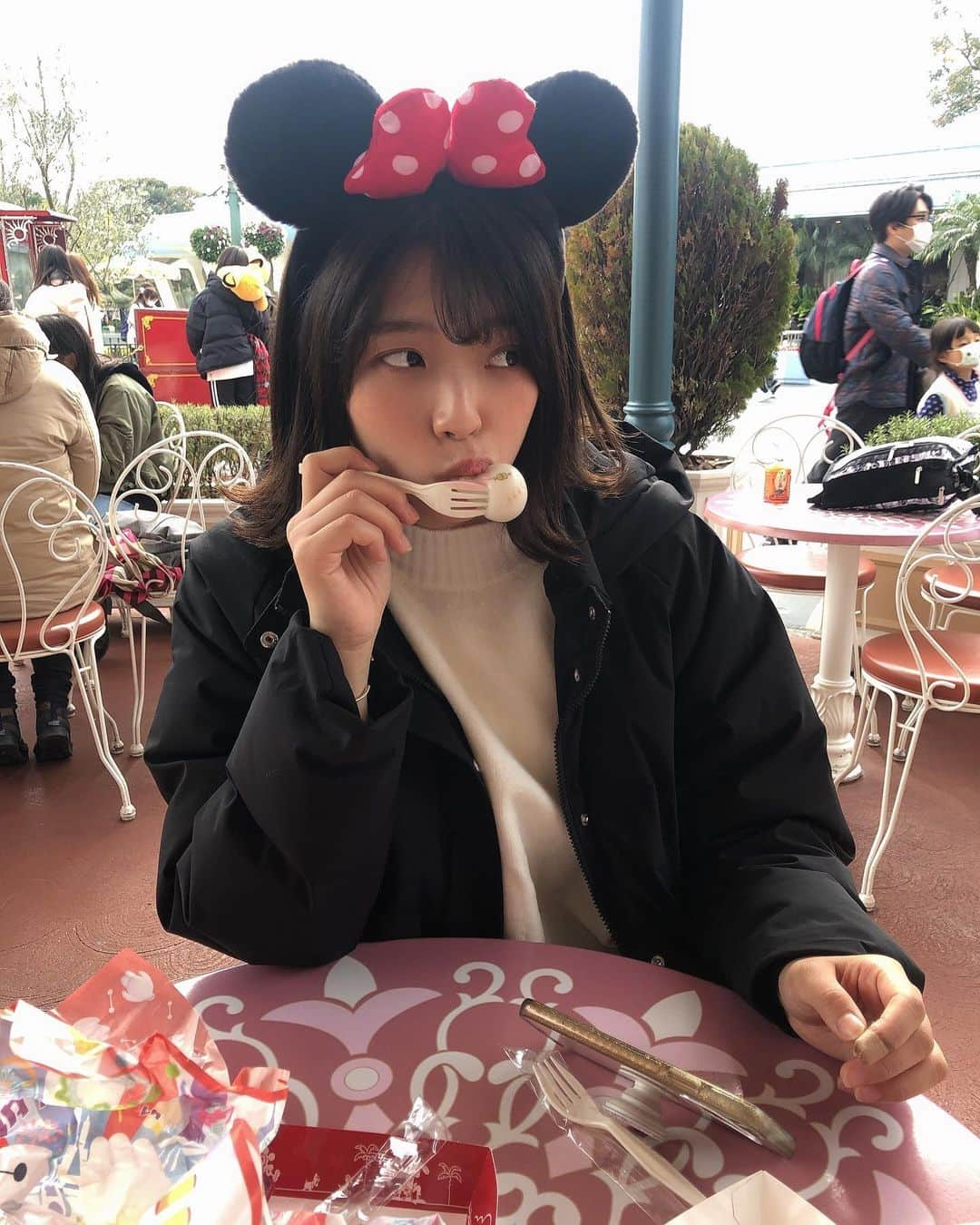 真田真帆さんのインスタグラム写真 - (真田真帆Instagram)「ディズニーランド🐭🎀  感染症対策バッチリで素晴らしかった！」12月31日 19時03分 - sanadaaaaaa_maho