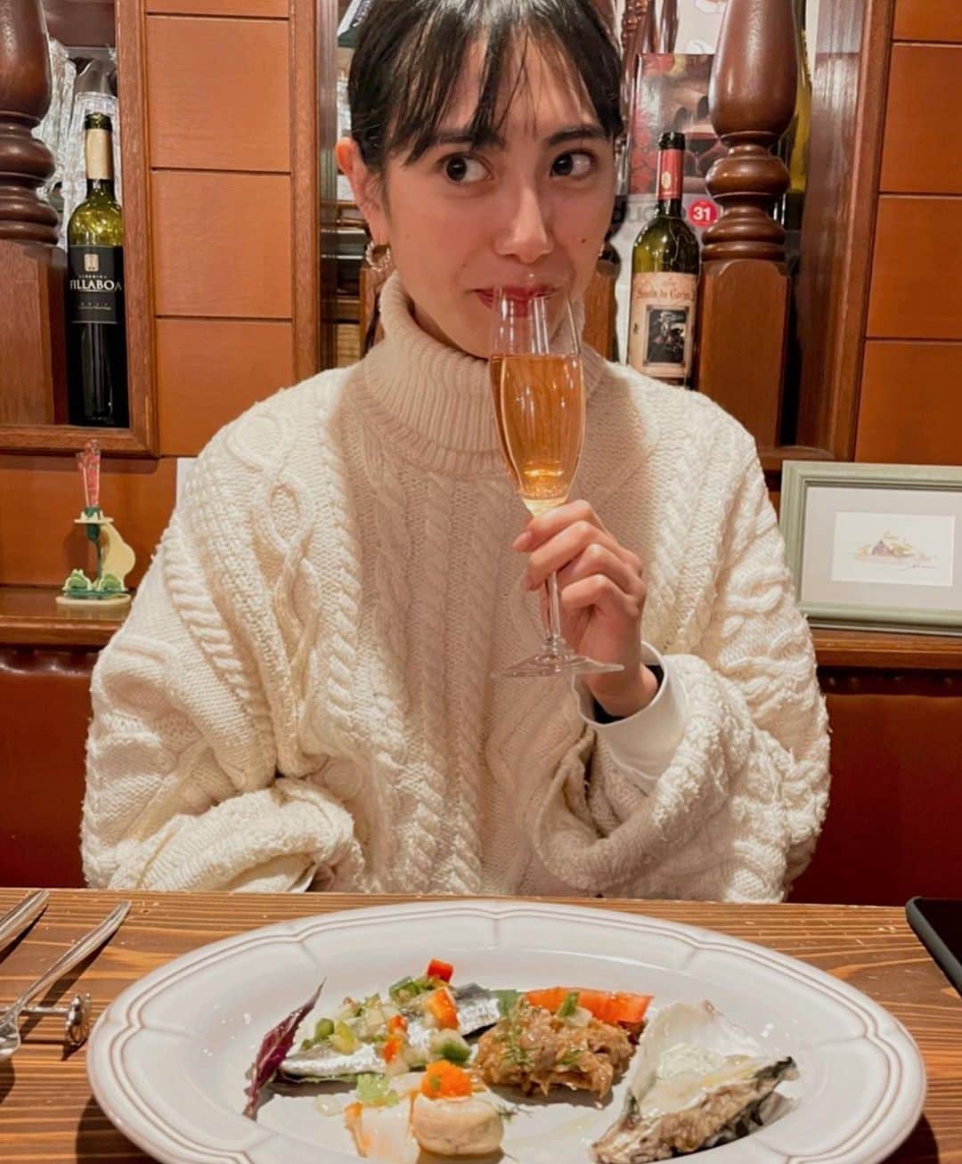 土屋巴瑞季さんのインスタグラム写真 - (土屋巴瑞季Instagram)「今年も一年ありがとうございました🤍 来年は心置きなく、美味しいご飯が食べられる日が来ますように...💫 皆様の健康を願っています😌」12月31日 19時06分 - hazukitsuchiya