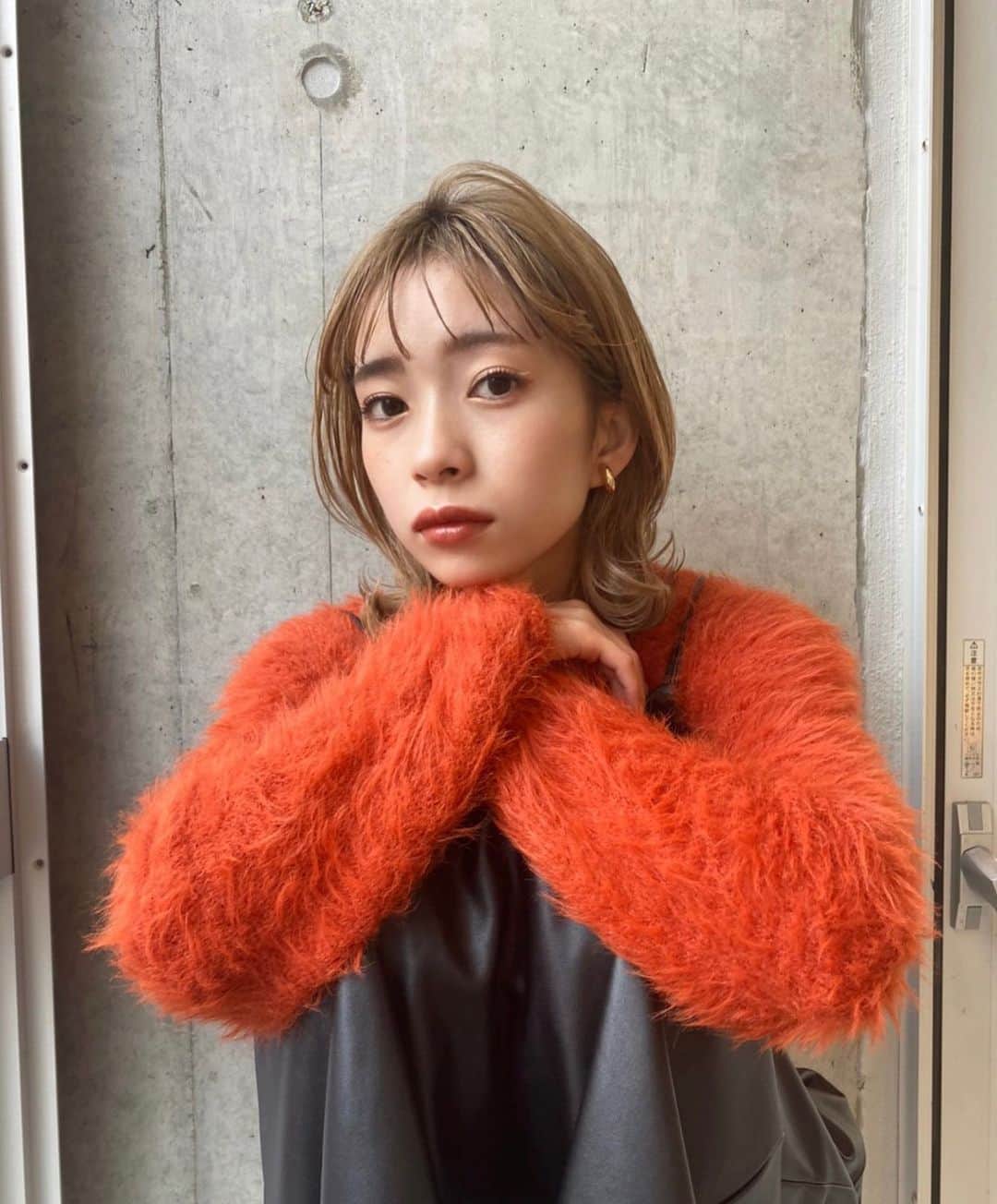 塩川裕美のインスタグラム：「. . 今年はマスク生活になって肌荒れ悩んでたとこに @iliveintokyo.ilit のスキンケアに会えてよかった💎 アンバサダー期間終わっちゃっても 自分で試して見てほんとに合ってた！から 来年も続ける！ プチプラで続けやすいのも💯 . . . #スキンケア #スキンケアマニア #基礎化粧品 #化粧品 #サロンモデル #サロモ #撮影モデル #skincare」