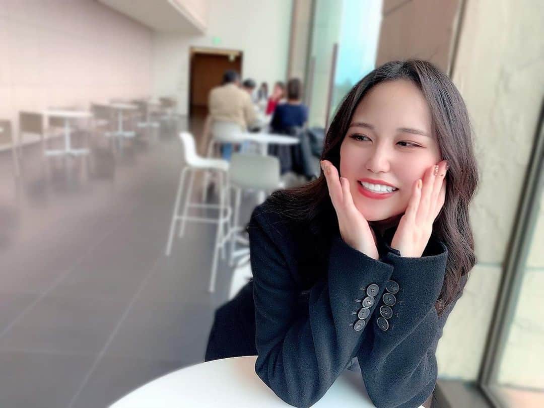 AKARIのインスタグラム：「#良いお年を ☺︎ 可愛がってくれた人たちに感謝💗💗💗」