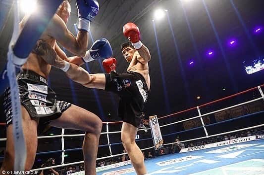卜部功也のインスタグラム：「今年はALONZAをオープン‼︎ そして1年2ヶ月ぶりの復帰戦も勝利することができました。 たくさんの方に支えられパワーをもらいました。 関わってくださる皆さんに感謝して来年もっと気合い入れて頑張ります。 良いお年をお迎えください。」