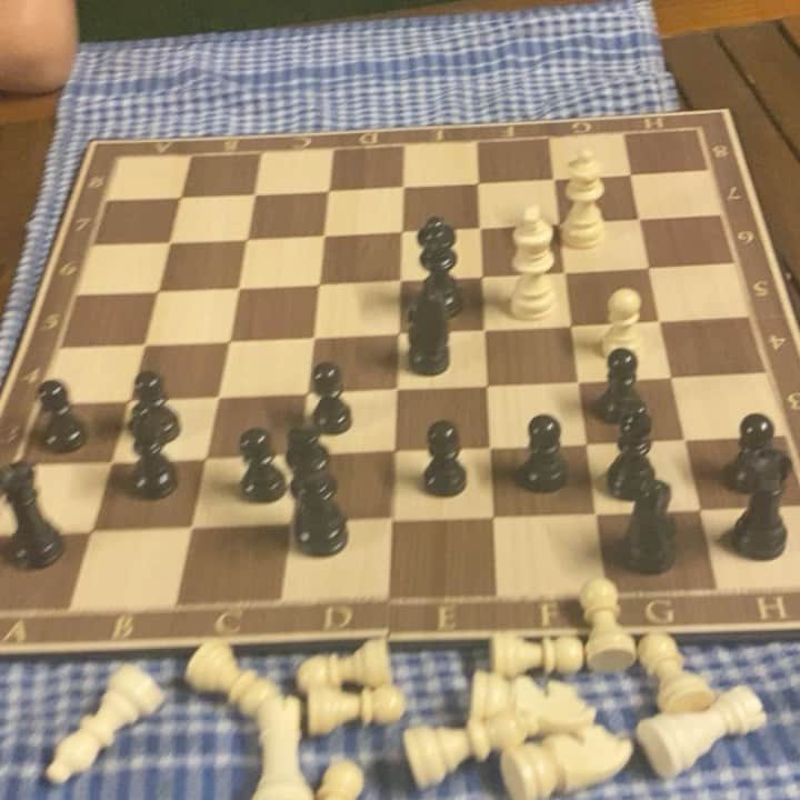 のインスタグラム：「The queen 👑 slaughters the whole team for New Years 😳😳😳😳😳😳」