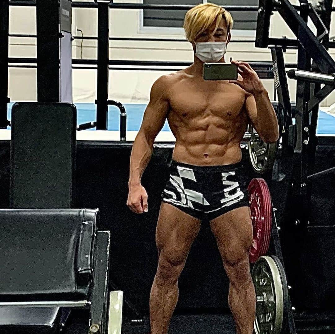 田中翔のインスタグラム：「今年最後のトレーニング終了。 2020は人に支えられ、感謝しかない。 来年からは人の支えになるようなレスラーになる。 ありがとうございました。」