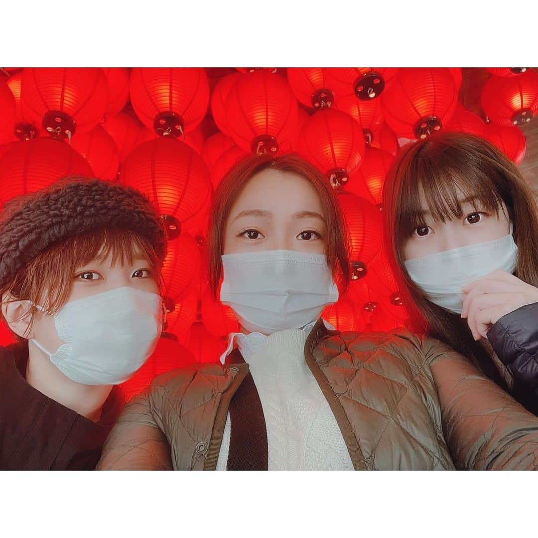 長谷川麻衣さんのインスタグラム写真 - (長谷川麻衣Instagram)「2020年ありがとうございました❤️ 来年もよろしくです😉💕  とりあえず来年はミニオンの映画を観に行くことが楽しみです😋笑  良い年にしたいですね💓  みなさん体調にお気をつけて、 良いお年をお迎えください☺️  #写真はいつかの  #ユニバーサルスタジオジャパン  #ミニオン #2020年さようなら  #お身体に気をつけて  #良いお年をお迎えください  #みんなにとって  #来年は良い年になりますように」12月31日 19時31分 - hasegawa_maimai