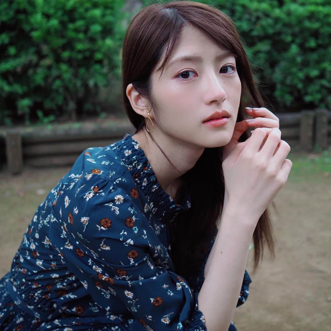 若月佑美さんのインスタグラム写真 - (若月佑美Instagram)「. 優しく 無理なく 愛を持って 懸命に 傷付けず 元気に 来年も . #thankyou  #2020 #welcome #2021 #若月佑美」12月31日 19時43分 - yumi_wakatsuki_official