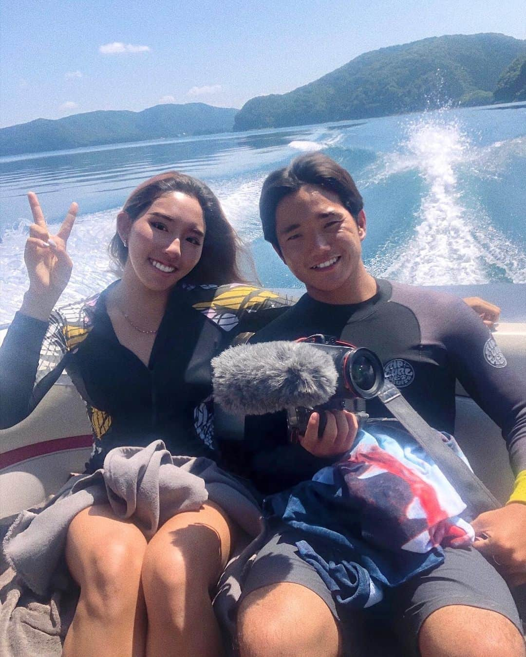 川合美乃里さんのインスタグラム写真 - (川合美乃里Instagram)「2020年大変な時期だったけど沢山応援ありがとうございました！！ また来年！ みんなほんとに大好き！載せきれない。💜良いお年を！✨来年もよろしくお願いします！🙇🏻‍♀️💙 #沢山の出会いに感謝」12月31日 19時47分 - minorikawai