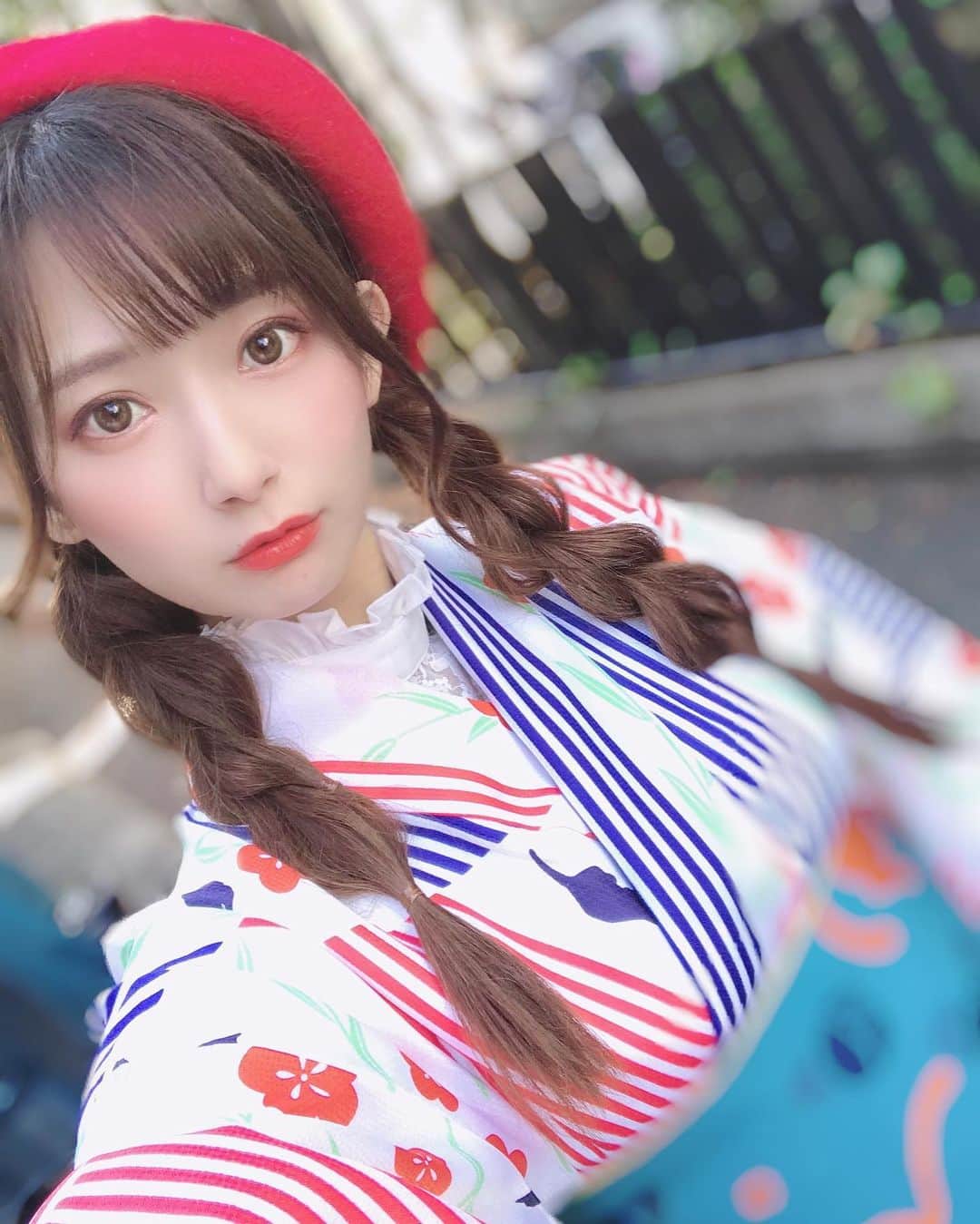 日野礼香さんのインスタグラム写真 - (日野礼香Instagram)「あけましておめでとうございます🎍⛩❤️ 今年もよろしくお願いします❤️  #happynewyear #2021 #正月　#新春　#kimono #japanesegirl #今年もよろしくお願いします #お正月」1月1日 1時20分 - reicheru219