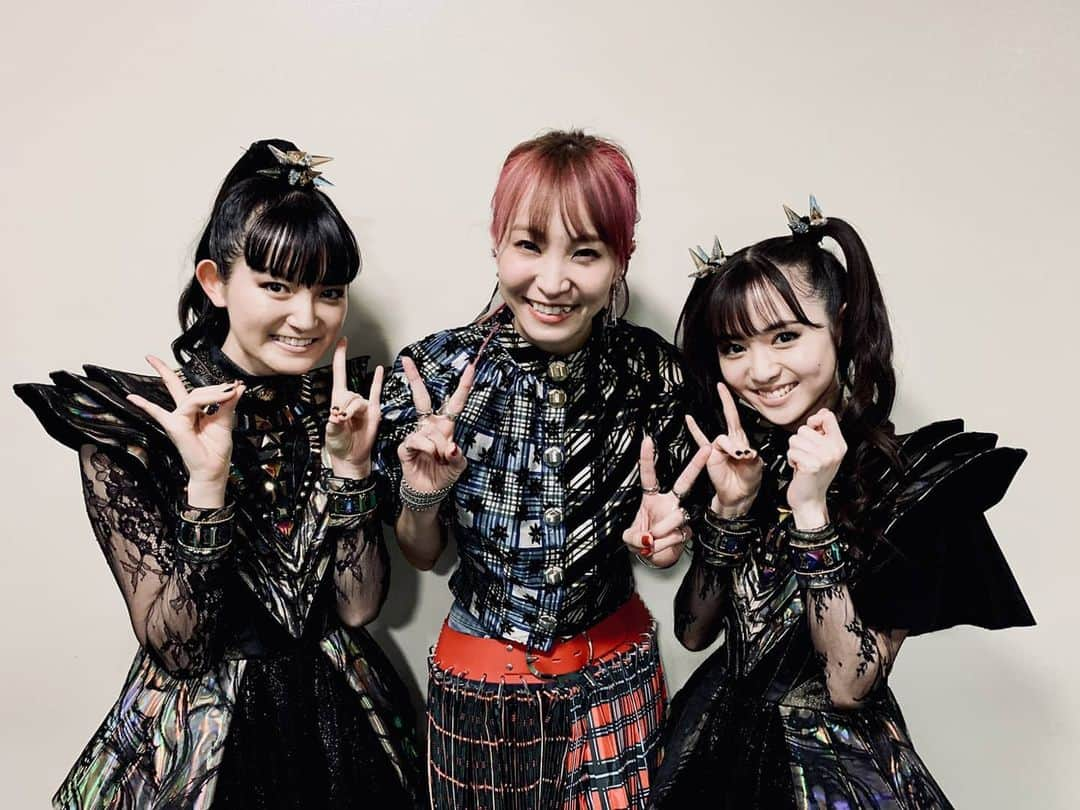 BABYMETALさんのインスタグラム写真 - (BABYMETALInstagram)「#HappyNewYear2021 #NHK紅白」1月1日 1時20分 - babymetal_official