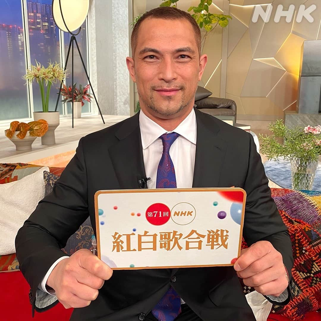 NHK紅白歌合戦さんのインスタグラム写真 - (NHK紅白歌合戦Instagram)「🔴第71回NHK紅白歌合戦⚪️ ゲスト審査員 室伏広治さんです  厳正な審査をよろしくお願いします❣️  #室伏広治 #NHK紅白 #NHK紅白歌合戦 #紅白 #紅白歌合戦 #紅白歌合戦2020 #第71回NHK紅白歌合戦 #紅白リハ #みんなでエール #NHK」12月31日 20時00分 - nhk_kouhaku