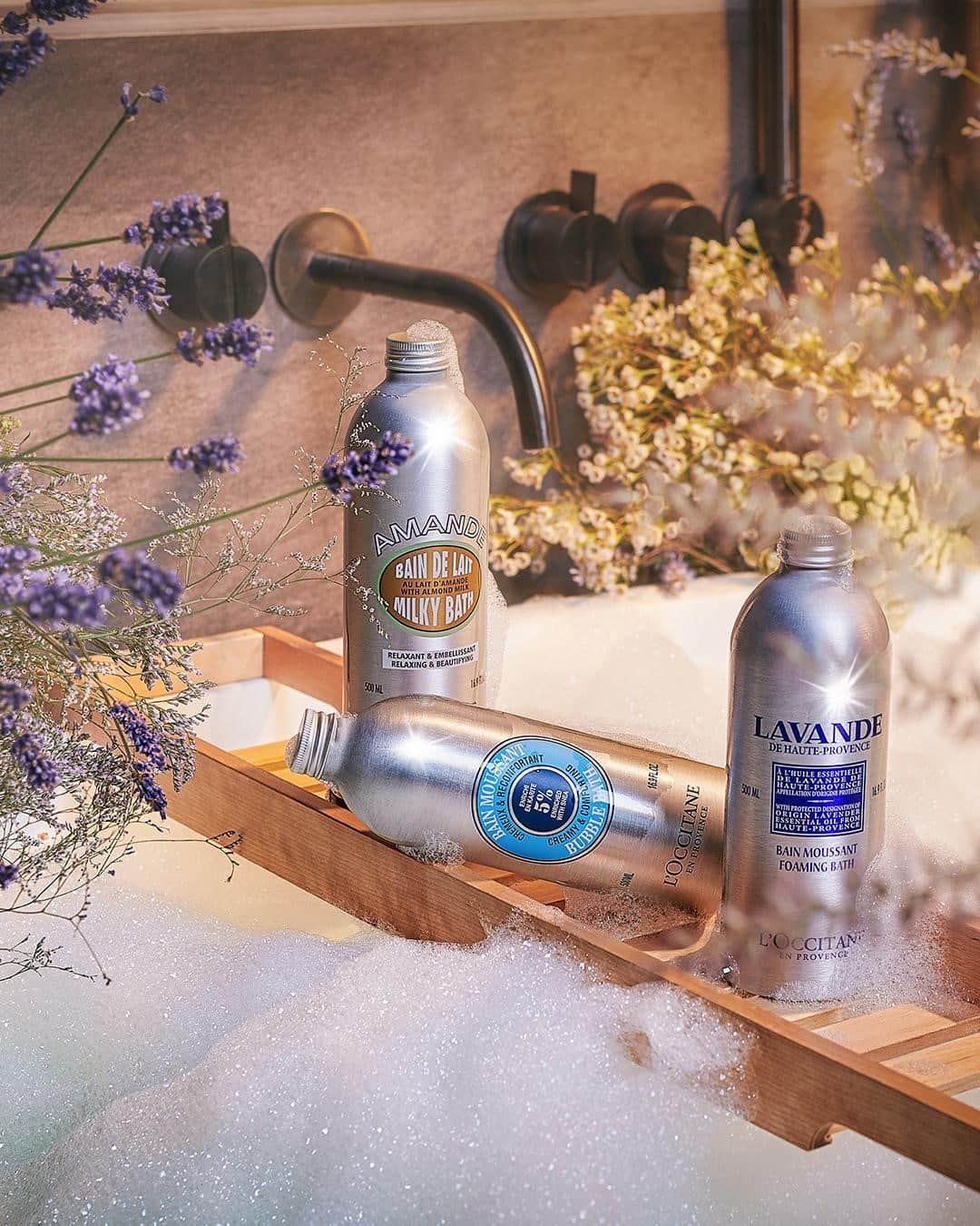 ロクシタンのインスタグラム：「2020 is (finally) almost over... and you deserve to pamper yourself. With the sweet, soothing scent of lavender, the countdown to bubble bath relaxation is on! 🛁⁣ ⁣ #NYE #2020 #relaxation #Celebration #HappyNewYears #Loccitane⁣」
