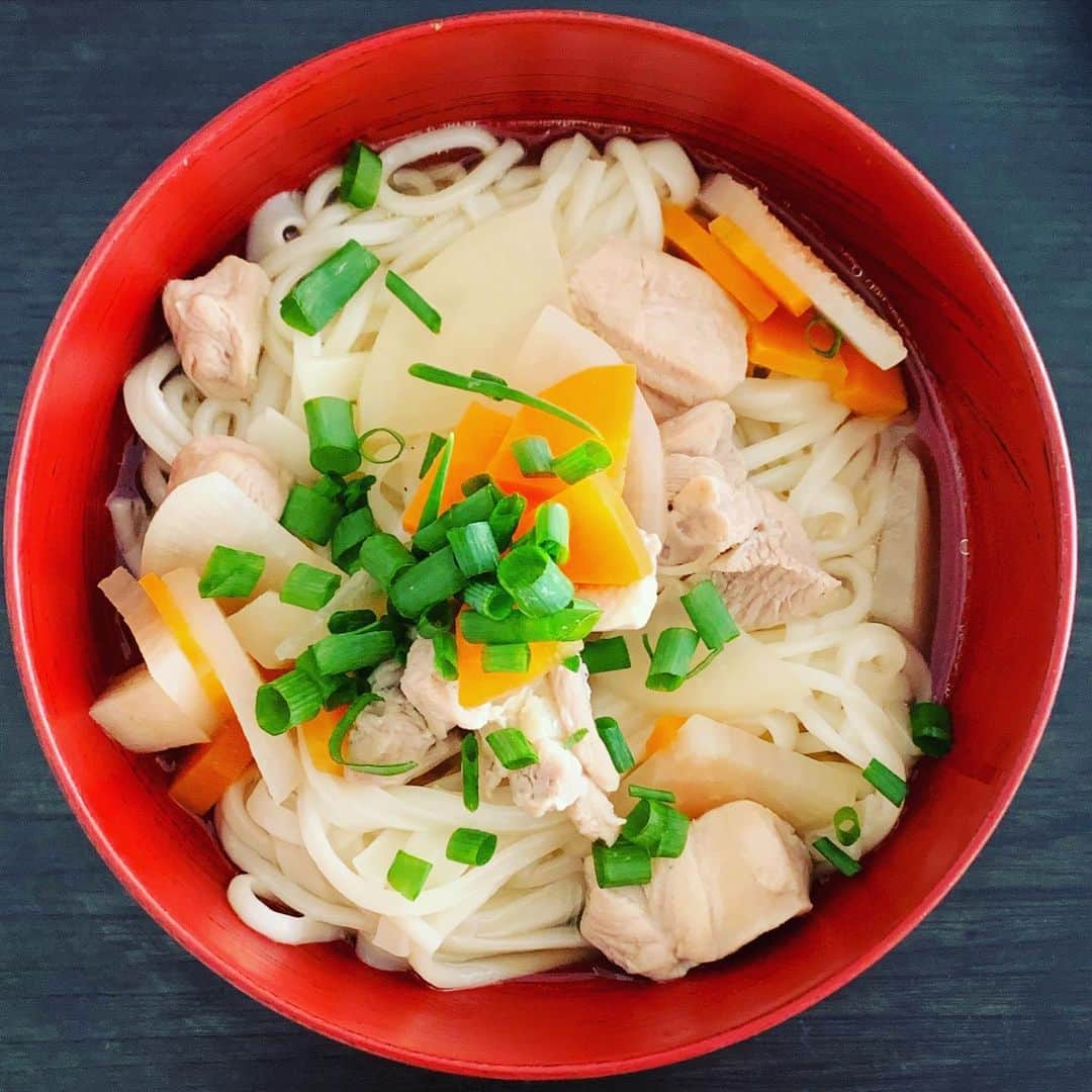 三森すずこのインスタグラム：「年越しうどん！いただきました✨」