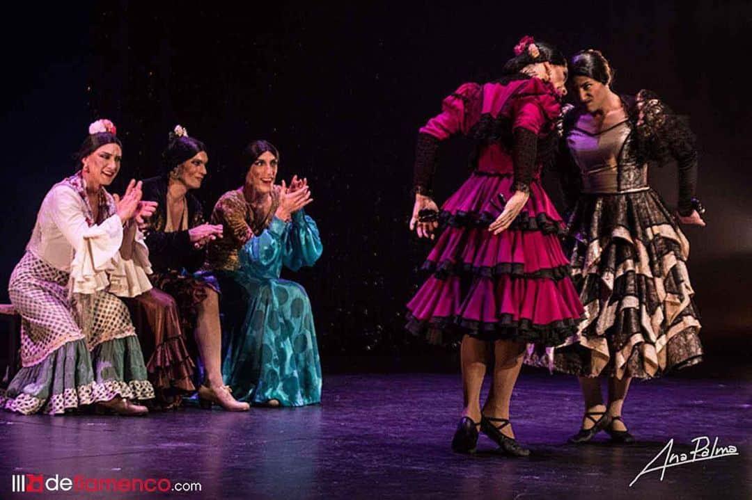 DeFlamenco.comのインスタグラム：「El flamenco en el 2020, un año para olvidar y que siempre recordaremos.  Repaso al año flamenco conforme lo hemos vivido desde nuestra revista deflamenco.com. En la portada de nuestra web.   https://www.deflamenco.com/revista/mianoflamenco/el-flamenco-en-el-2020-un-ano-para-olvidar-y-que-siempre-recordaremos.html  📷 @anapalma_fotografia  #flamenco #deflamenco」