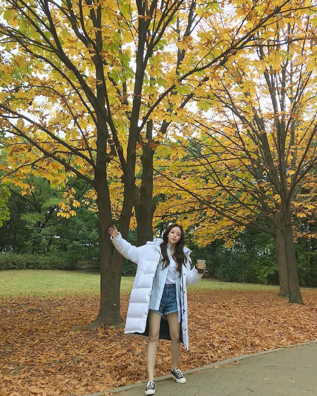 のインスタグラム：「고생했어요 2020🎈」