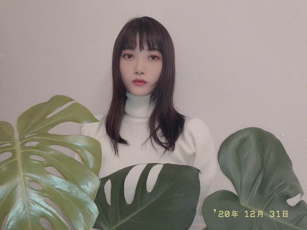 阿知波妃皇のインスタグラム：「ありがとう2020 さようなら  世界のすべての人へ 良いお年をお迎え下さい」