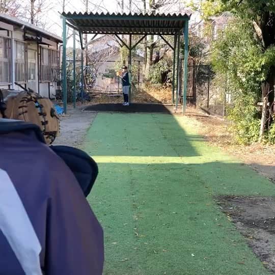 山本拓実のインスタグラム：「２０２０年ありがとうございました！ 今年はコロナもあり大変な一年でしたが健康に過ごせたのが一番だと思います！ シーズンはとても悔しい思いをし、様々な経験をさせて頂きました。来年しっかり恩返しできるように頑張ります！ また２０２１年みなさん元気で会いましょう！！ #今年ラストブルペン立ち投げ #ちょっと高めに抜けてるのは気にしないで下さい」