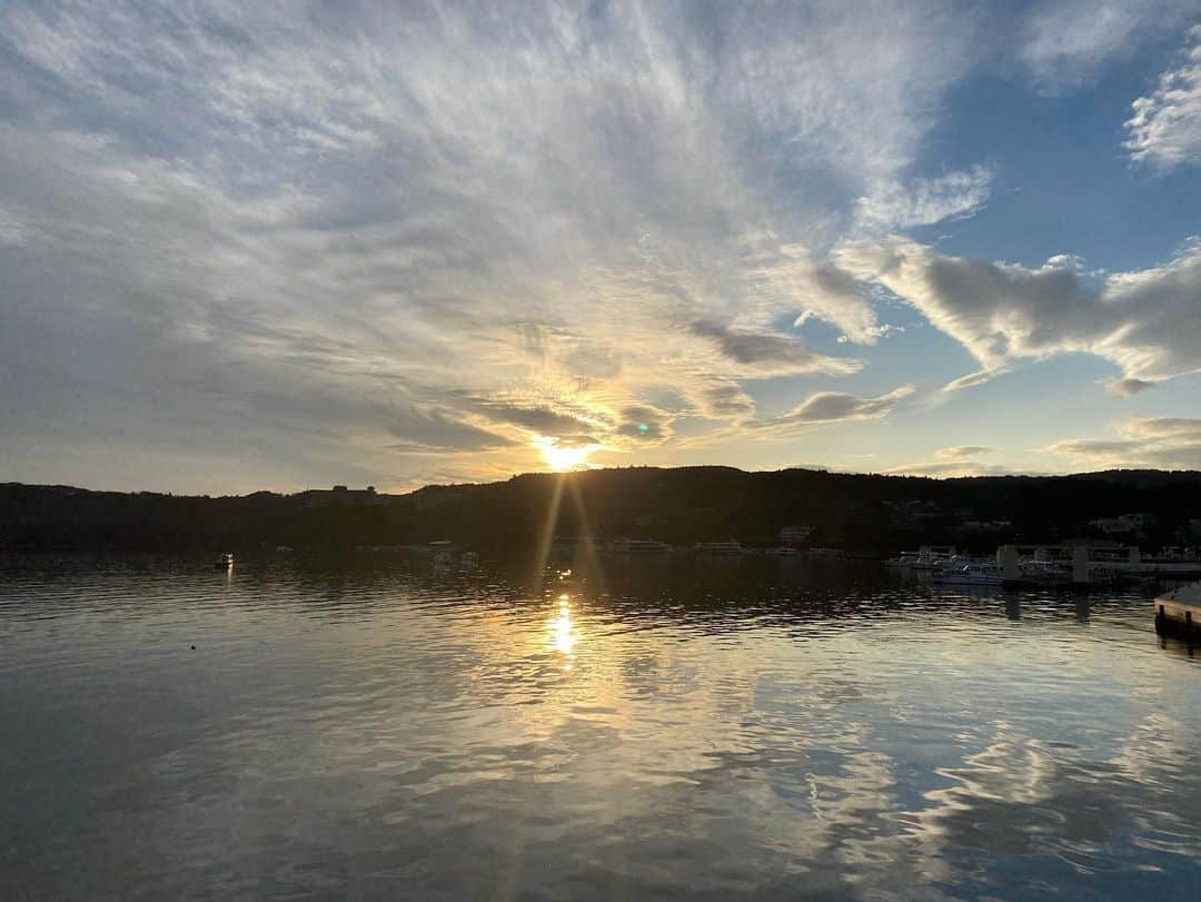 長澤青空さんのインスタグラム写真 - (長澤青空Instagram)「2020年今年もお世話になりました！ コロナの影響で思い出は前半に偏ってるし短く感じた1年だったけど新しいことに挑戦して新しい出会いのある楽しい1年でした！ また来月もよろしくお願いします！ #2020 #年越し #思い出ぽろぽろ #感謝感激雨霰 #コロナにやられた1年 #来年こそは目指せマッチョ」12月31日 20時25分 - foifoi3