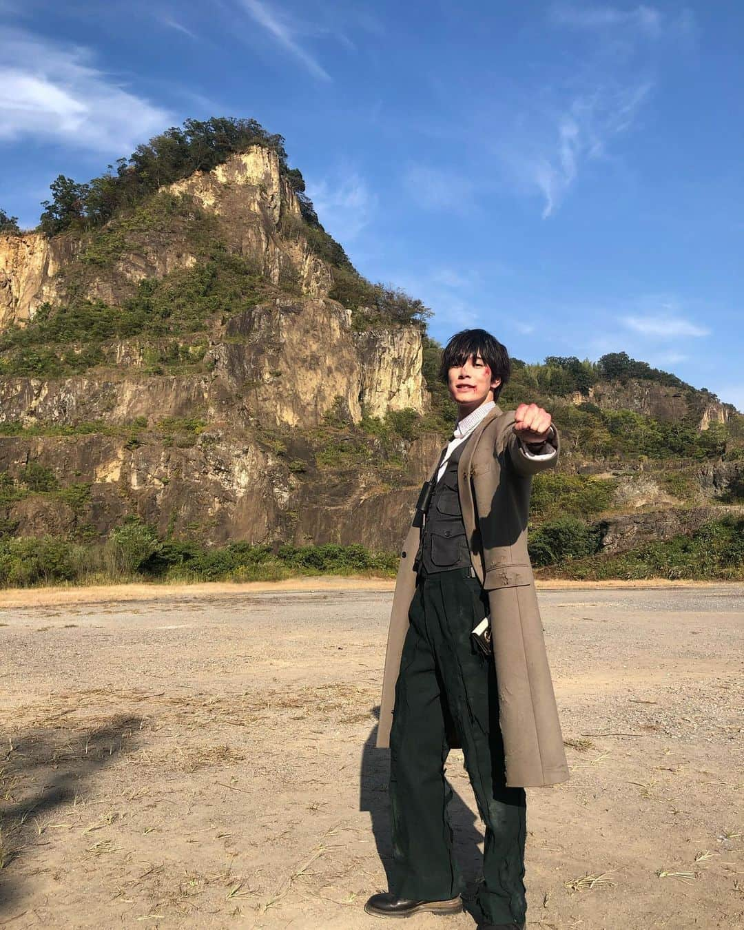 内藤秀一郎さんのインスタグラム写真 - (内藤秀一郎Instagram)「2020年ありがとうございました。  来年も頑張るから見ててねっ 皆様良いお年を！  Thank you for 2020.  I'll do my best next year so please watch Have a nice year, everyone!」12月31日 20時31分 - syuichiro_naito