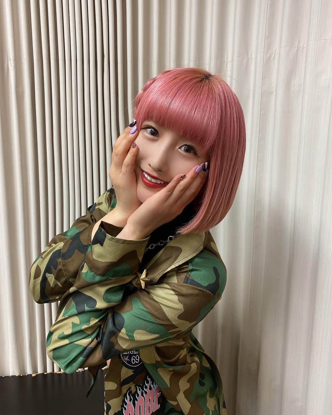 MAYUさんのインスタグラム写真 - (MAYUInstagram)「． 2020年もChu-Zで迎えて Chu-Zで締めました。 自分が自分でいられる場所。 今年も沢山ありがとうございました。 出会いに感謝。 来年はもっと輝きます  Thank you for meeting me. I'll see you next year.」12月31日 21時28分 - chu_z_mayu