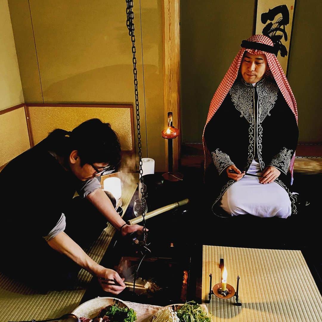 鷹鳥屋明のインスタグラム：「ليلة رأس السنة الميلادية في طوكيو.🍲」