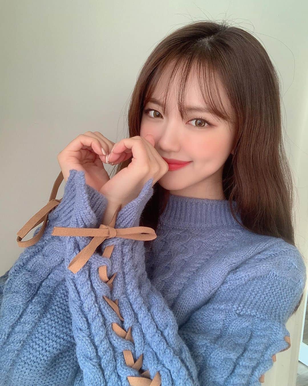 Chuuのインスタグラム：「2020년 한 해 동안 “CHUU”를 사랑해주신 츄멤님들 너무 감사합니다❣️  2021년에도 CHUU와 쭈-욱 함께 해주세요🧡  Thank you❣️」