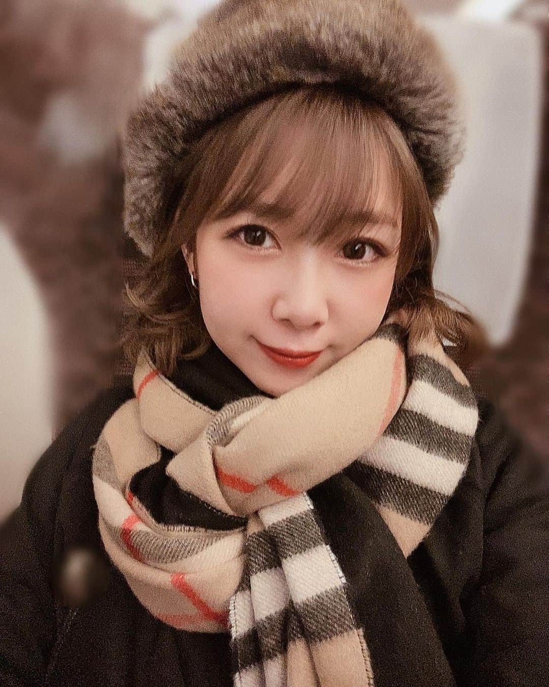 のインスタグラム：「2020年ありがとうございました🐼♥️﻿ ﻿ ﻿ 大好きな﻿ ファンの皆様、﻿ メンバーのみんな、﻿ スタッフ・関係者の皆さん、﻿ 家族、友達。﻿ ﻿ ﻿ そして、﻿ 大好きなオリックス・バファローズ。﻿ ﻿ ﻿ 私を支えてくださる全ての方に﻿ 本当に感謝でいっぱいです☺︎︎﻿ ﻿ ﻿ ﻿ 2021年もよろしくお願いします☺️﻿ ﻿ ﻿ ﻿ DMなどでも﻿ 沢山の温かいメッセージ﻿ ありがとうございます♡﻿ ﻿ ﻿ #オリックス #Bs2020 #BsGirls #オリ姫﻿ #野球 #プロ野球 #オリックスバファローズ #超革新系﻿ #野球女子　#野球好き　#京セラドーム大阪　﻿ #2020年 #ありがとう﻿ #大晦日 #冬コーデ #フライトキャップ #マフラー﻿ #baseball #ORIX #Buffaloes #BINNOVATION﻿ #MIYU #miyu_337  #🐼 ﻿」
