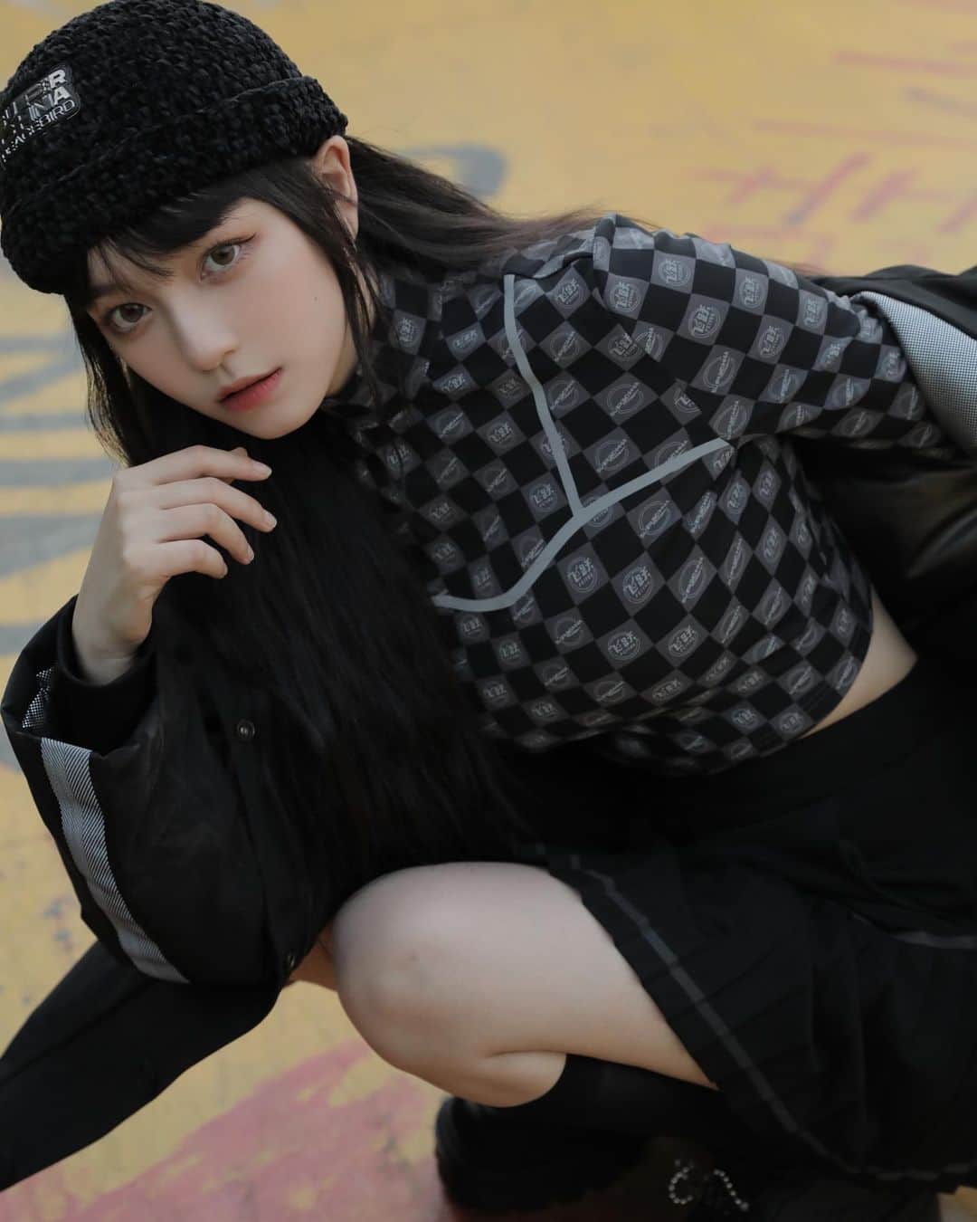 Shikaさんのインスタグラム写真 - (ShikaInstagram)「Girl crush. Model: Karen凌道玉 / @zer0ii  weibo.com/u/3665504240」12月31日 21時40分 - shika.kamisaka