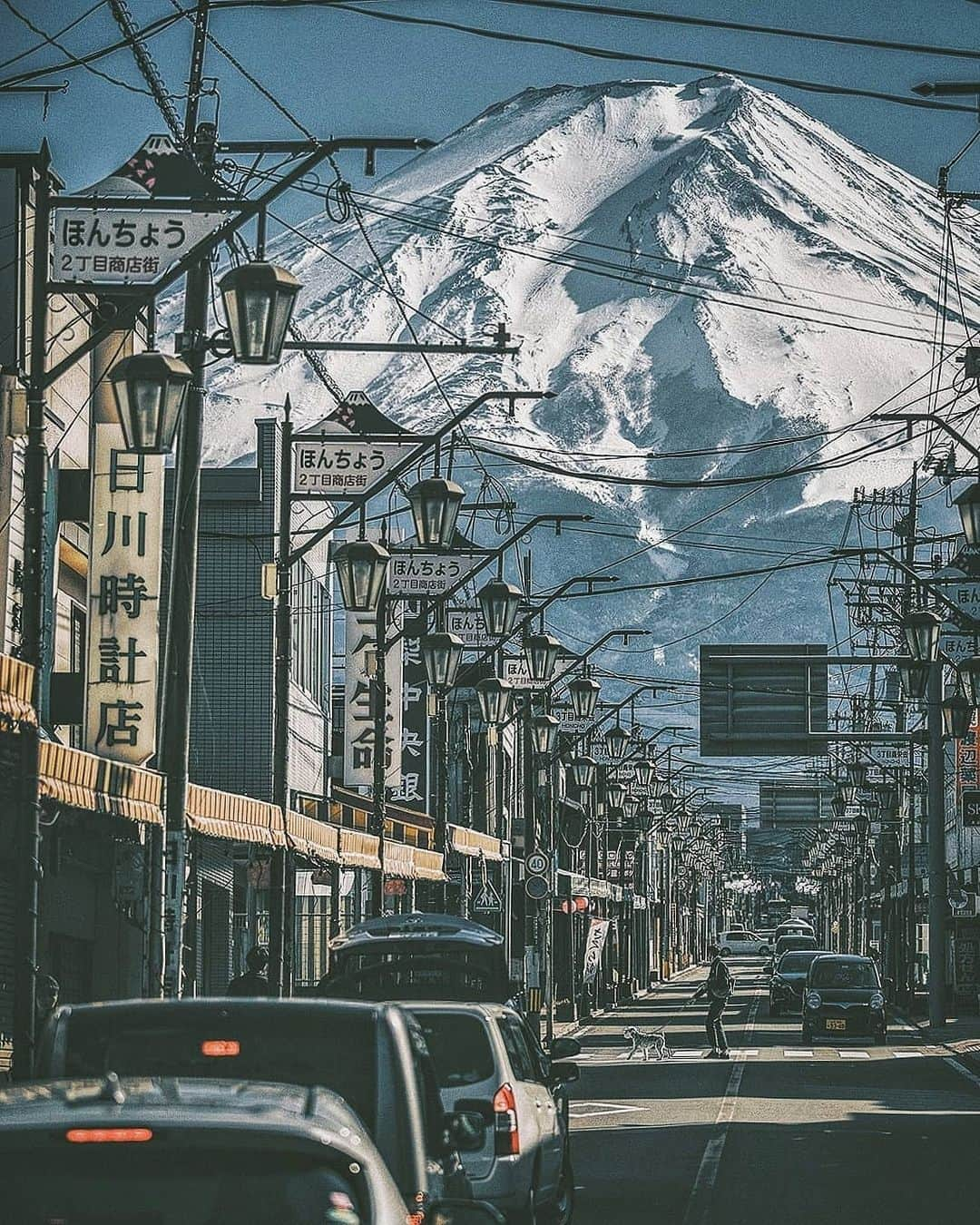 Berlin Tokyoさんのインスタグラム写真 - (Berlin TokyoInstagram)「Here are the top 10 most popular photos of the year. Which photo is your favorite?  This year was a tough one, as a killer virus born in China spread around the world like something out of a science fiction movie.  I know it's a tough year for everyone, including myself, as new versus are born and the situation changes every day, but I think there are good things too, so let's focus on the good things and do our best.  I can't travel as freely as I used to, and I've had to cancel a lot of shoots for work, but I hope I can continue to share my work that makes you feel cheerful and heals you in the coming year.  Thank you again for your support this year. I hope you have a happy new year. . 1, Nagano  2, Shizuoka 3, Tokyo 4, Shizuoka 5, Kyoto 6, Yamanashi 7, Nagano 8, Tokyo 9, Osaka 10, Tokyo . 今年人気のあった写真Top 10です。 どの写真が好きですか?  今年は中国で生まれた殺人ウイルスが世界中に蔓延するというSF映画の様な事が現実になり大変な年になりました。  新種が生まれたり日々状況が変わり、自分も含めみんな大変だと思いますが良い事もあると思うので良い事にフォーカスしてみんなで頑張りましょう。  以前の様に自由に旅行ができず、仕事の撮影もキャンセルが続き大変ですが、来年も皆さんを明るい気分にさせたり、癒やしになる様な作品をシェアしていけたら幸いです。  今年もサポートありがとうございます。 良いお年をお迎えください。  . . . #hellofrom #japan」12月31日 22時01分 - tokio_kid