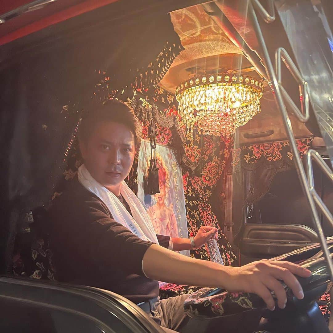 牧野紘二のインスタグラム：「お疲れー！ またねー！ #スナック野郎poggy」