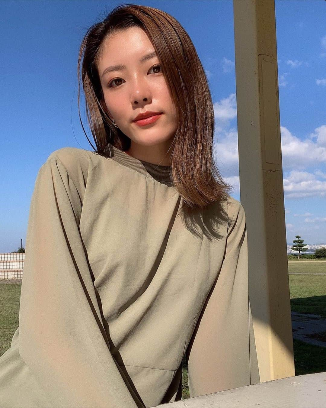 王子咲希(saki ouji)のインスタグラム：「. . 大晦日いかがお過ごしですか〜 私はこたつであったまりながら テレビ見てダラダラとしてます😂笑 もうすぐお蕎麦食べようかな〜なんて考えてます😚 . 2020年もインスタ見てくれてありがとうございました💗💗💗 皆様、良いお年をお迎え下さい🐭🐮」