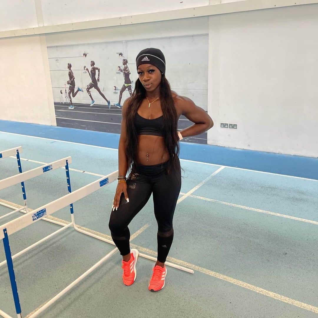 Kristal AWUAHのインスタグラム：「✌🏾2020.... Last training session of the year done ✅ bring on 2021💪🏾」