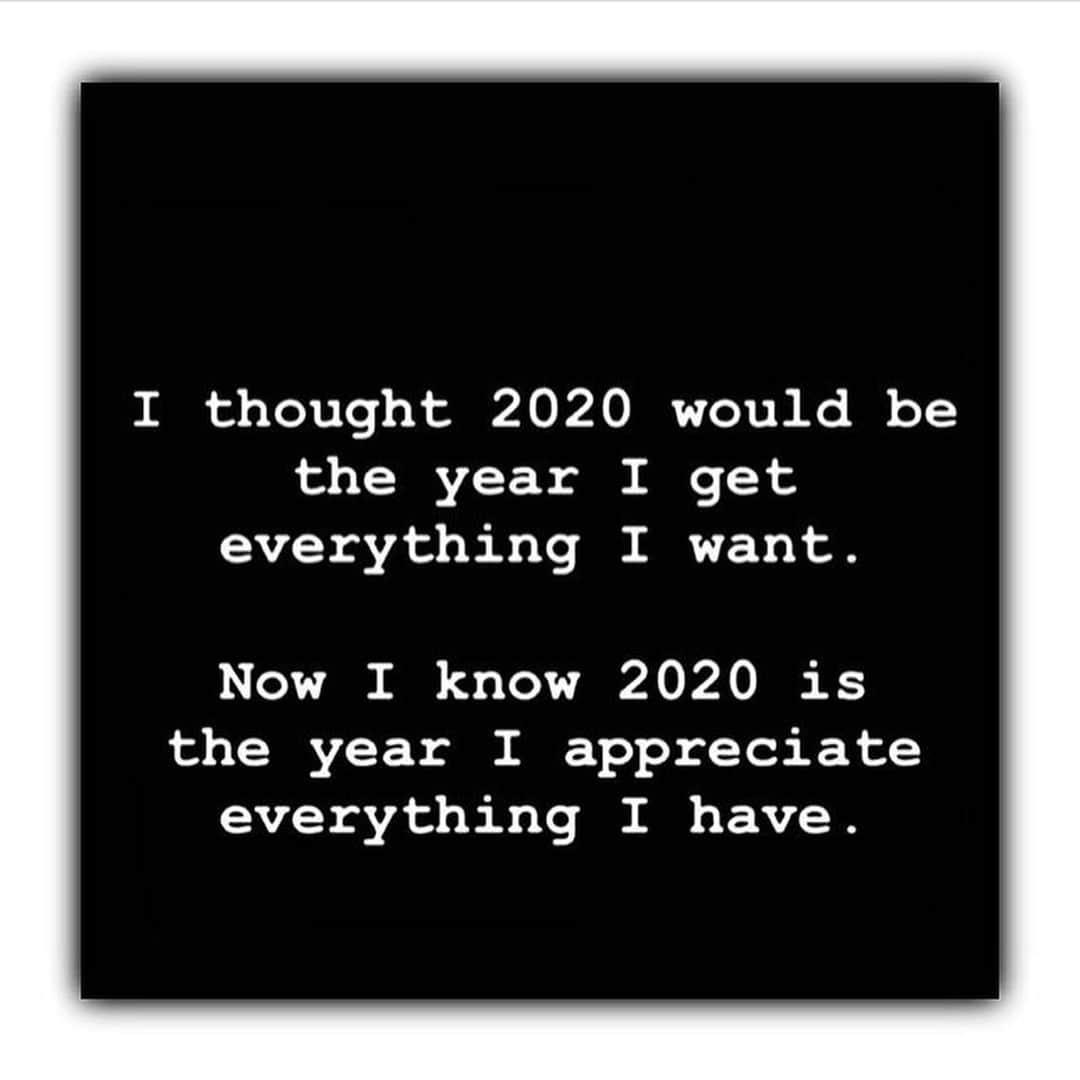 ラリー・ギリアード・Jrさんのインスタグラム写真 - (ラリー・ギリアード・JrInstagram)「I have so much to say about 2020, but I won’t. I’ve already expressed it all throughout the year. But to close it out... here are some THINGS THAT RESONATED WITH ME RECENTLY. Thanks to all who shared these posts! ❤️ Goodbye #2020」12月31日 23時20分 - thereallgjr