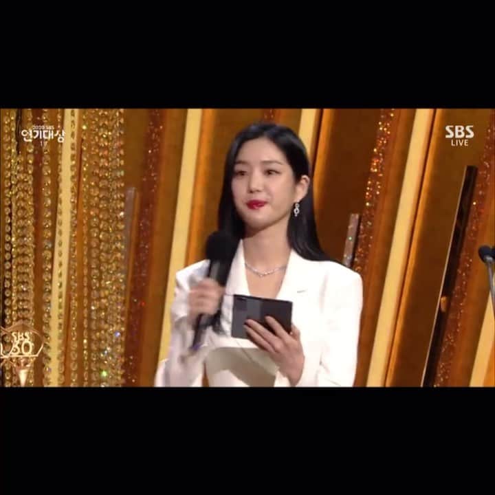 チャヨプのインスタグラム：「✔️ 어 고맙습니다🙏 #스토브리그 #2020sbs연기대상」