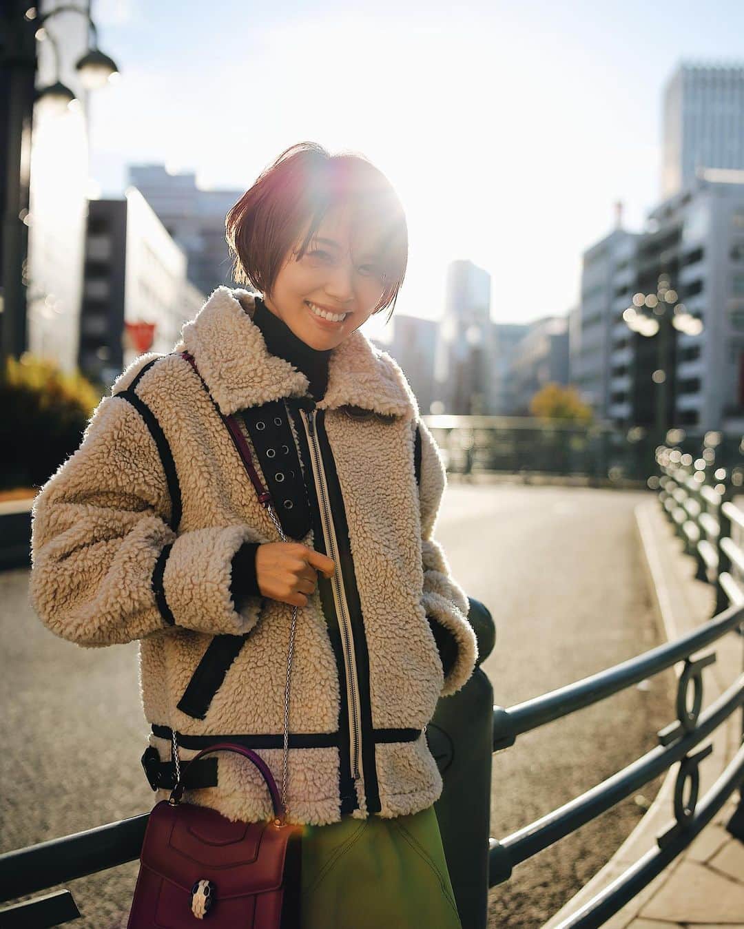 小松あやのインスタグラム：「. A HAPPY NEW YEAR 2021 🎍✨ 　 　 明けましておめでとうございます( ˘͈ ᵕ ˘͈♡) 　 毎年思うことですが、 「今年も自分史上最高の年だった」 と思って12月31日を迎えられるように、 全力で駆け抜けたいと思います☺️🙏✨ 今年もよろしくお願いします🥰 　 　 そして、皆さまにとっても、 素晴らしい一年になりますように。 　 　 #元旦 #2021 #明けましておめでとうございます #今年もよろしくお願いします #新年のご挨拶 #ahappynewyear」