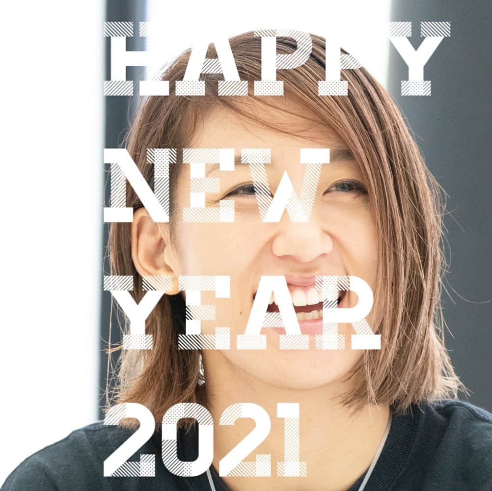 杉山しずかさんのインスタグラム写真 - (杉山しずかInstagram)「startしましょー！ #happynewyear」1月1日 10時24分 - shizukasugiyama0211