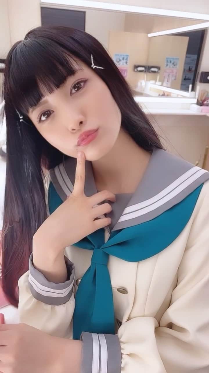 美沙玲奈のインスタグラム：「#はじめての #エアコスプレ ✨ #ラブライブサンシャイン #黒澤ダイヤ ちゃん💚💚💚」