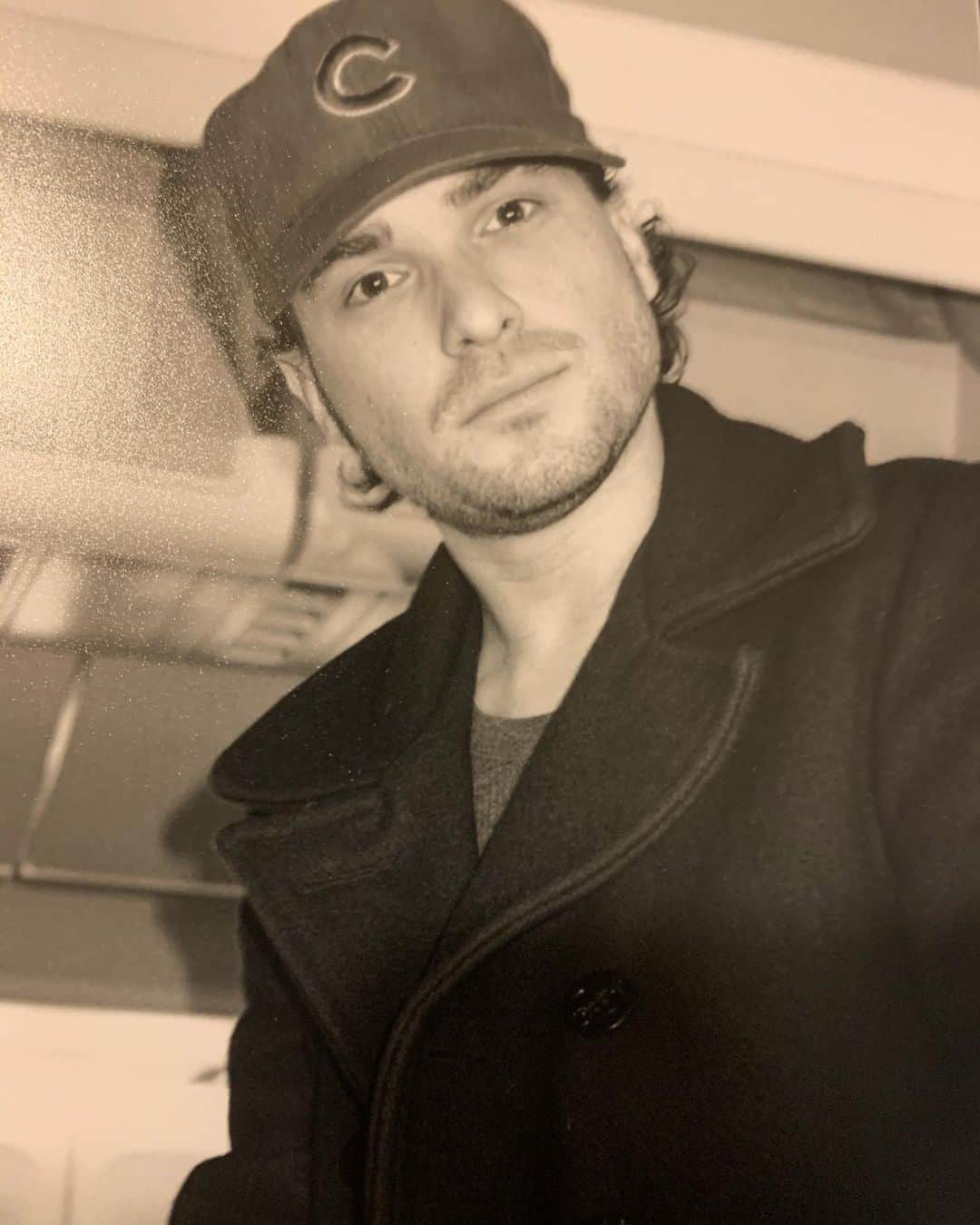 ジョニー・ガレッキのインスタグラム：「#tbt #Polaroid pics and photos taken / curated by @tamaramello」