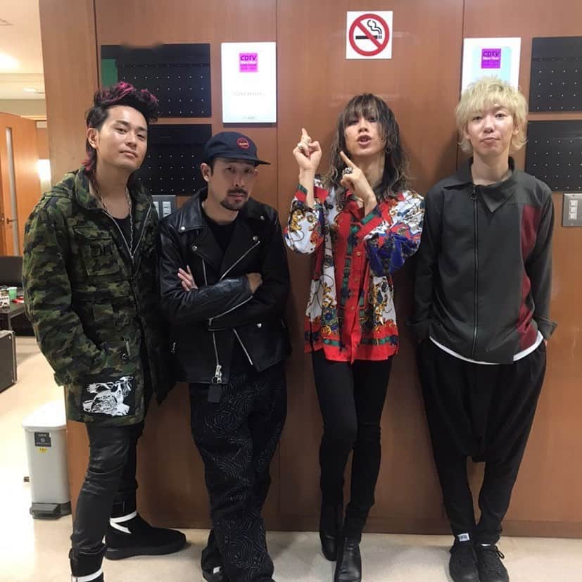 藤原広明のインスタグラム：「あけましておめでとうございます。2021年もよろしくお願いします🔥🥁⚡️🔥🥁⚡️🔥🥁⚡️🔥🥁⚡️」