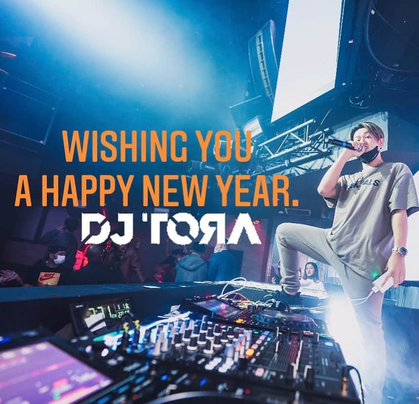 DJ TORAのインスタグラム：「あけおめ🎍⛩🎍 . happy new year . @neon__mafia  . #djtora #happynewyear #atomtokyo」